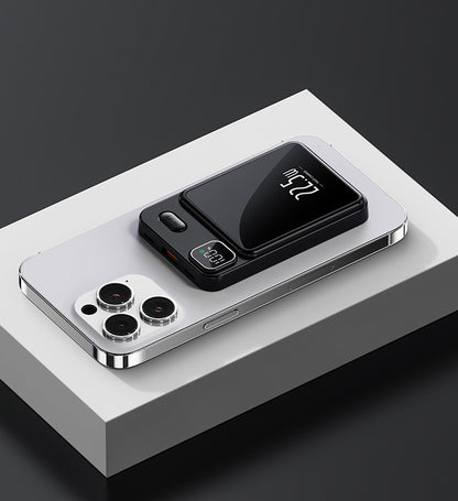 Magnetic Wireless 22W Fast Charge Power Bank