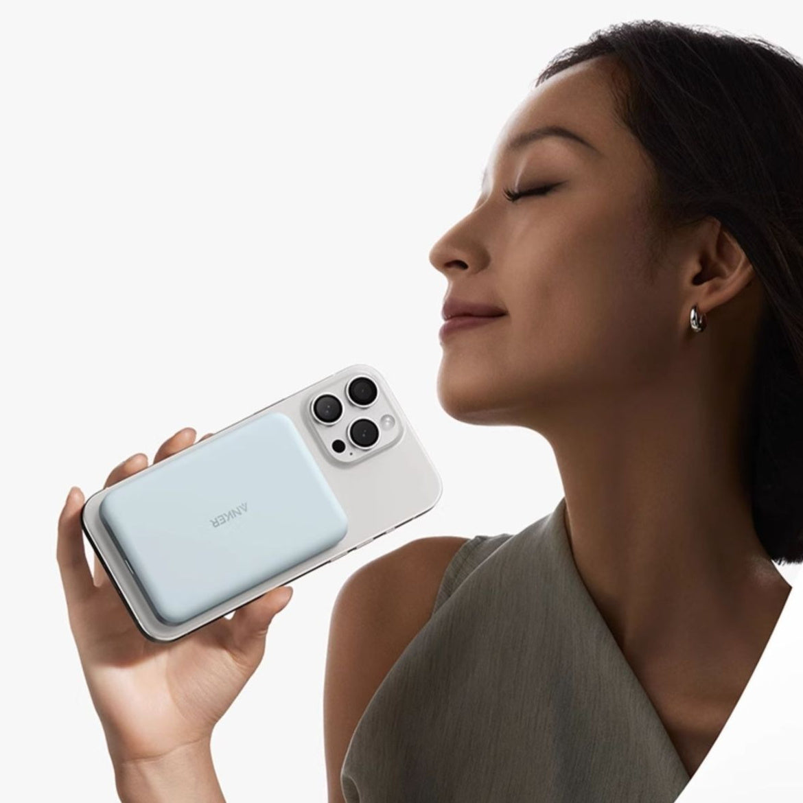 Anker Ultra-thin Magsafe Magnetic Power Bank 30W Fast Charge 15W Wireless